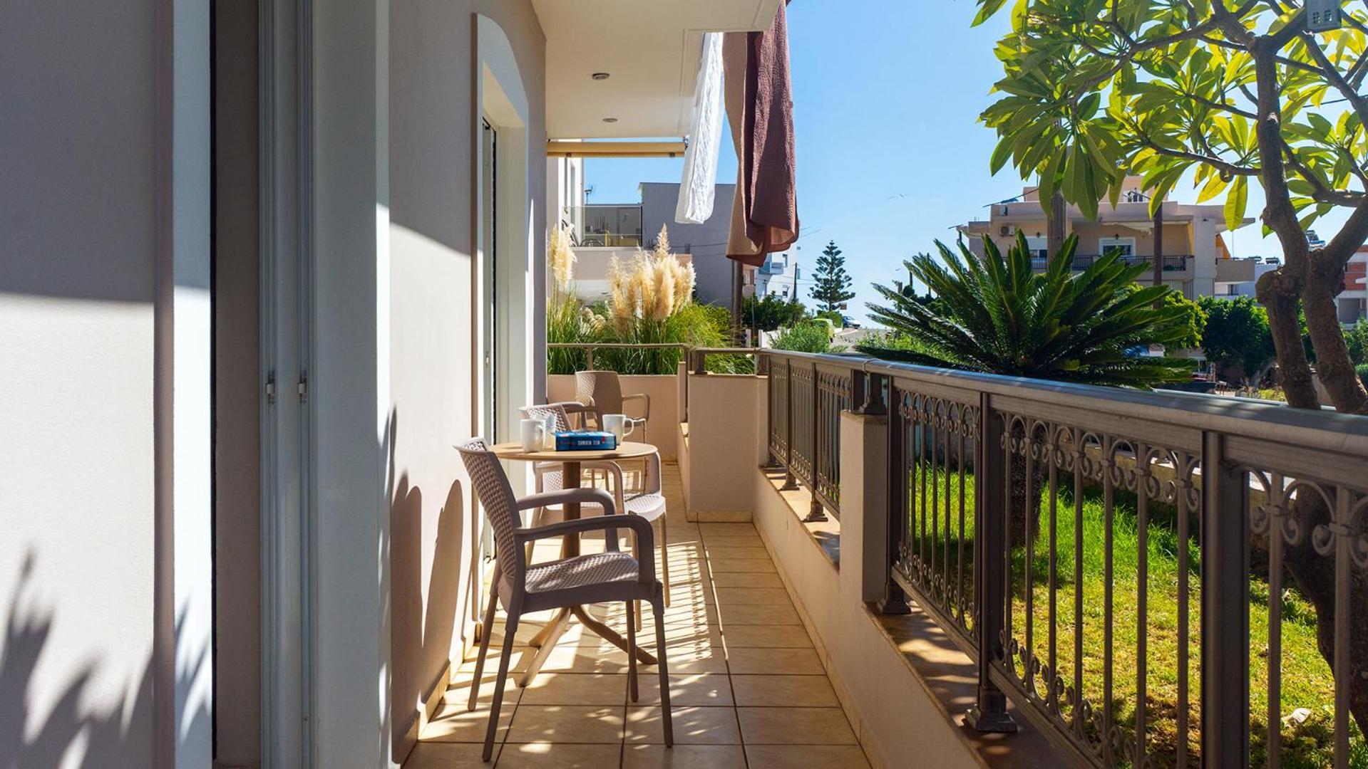 Vakakis-Me Apartments ปาไลโอโกรา ภายนอก รูปภาพ