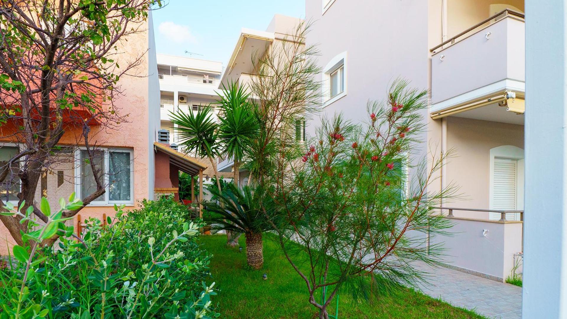 Vakakis-Me Apartments ปาไลโอโกรา ภายนอก รูปภาพ