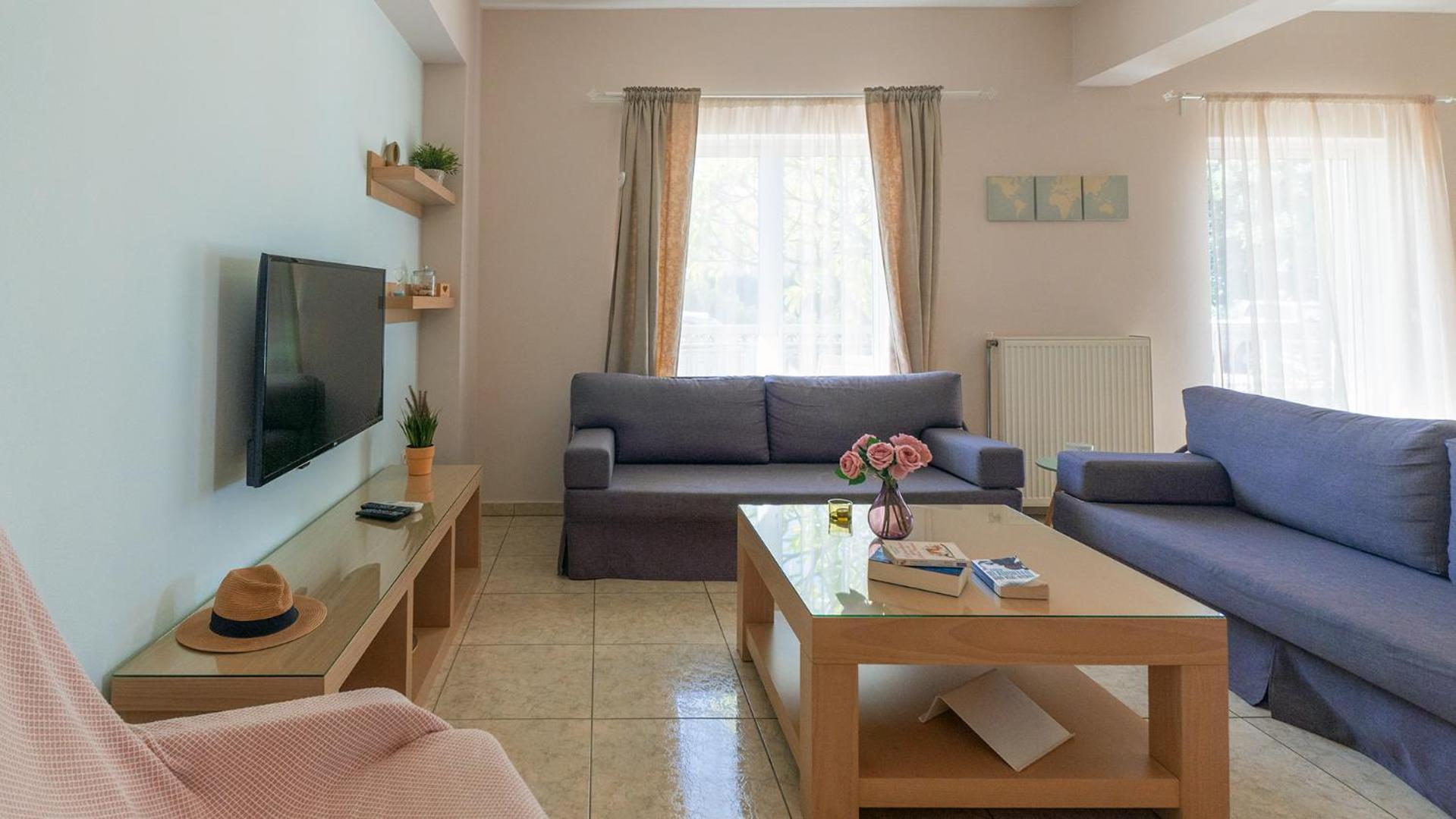 Vakakis-Me Apartments ปาไลโอโกรา ภายนอก รูปภาพ
