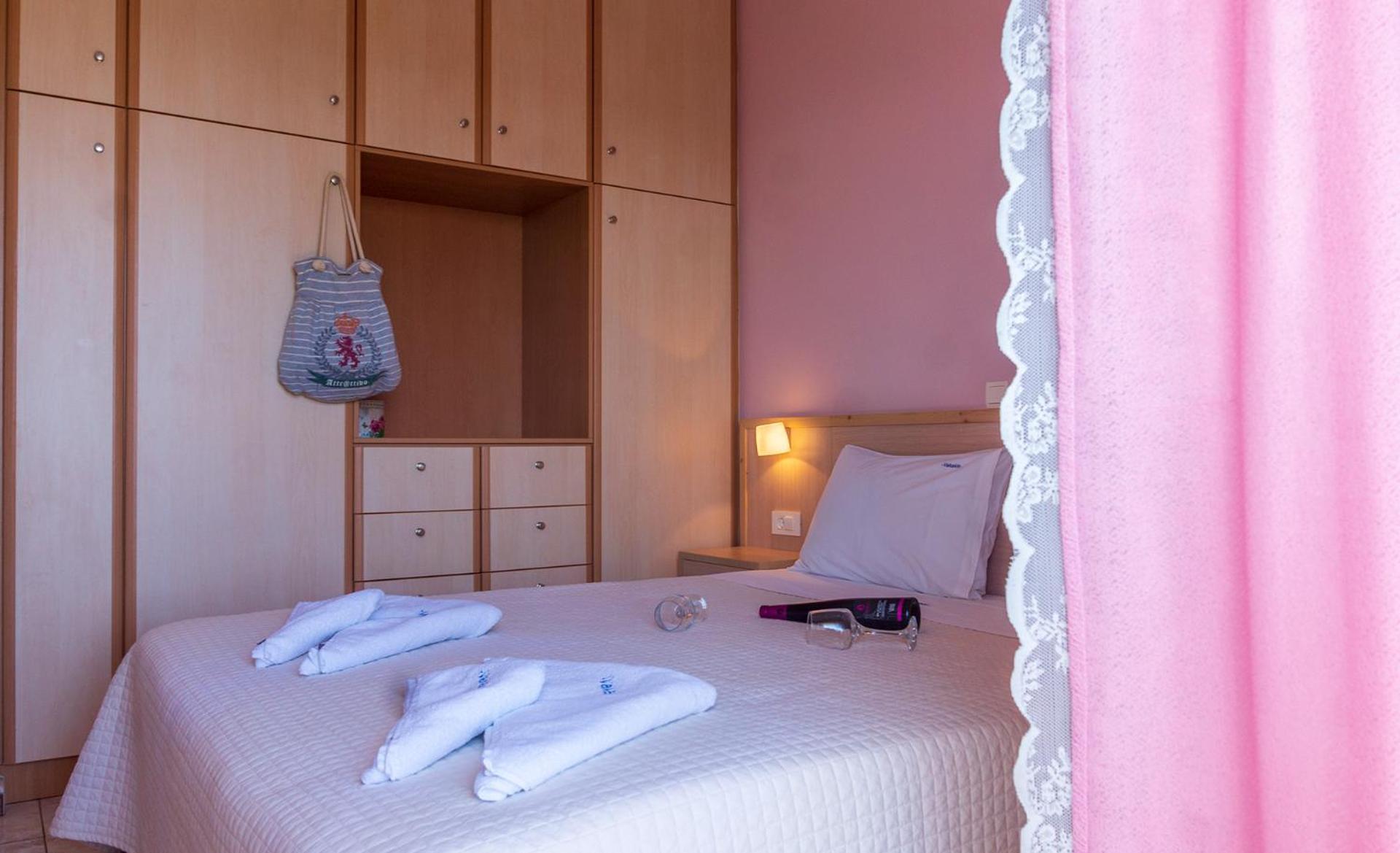Vakakis-Me Apartments ปาไลโอโกรา ภายนอก รูปภาพ